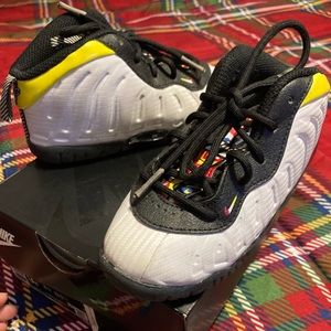 *USED* Nike Foam Little Posite Size 9C (White/Yellow/Black).